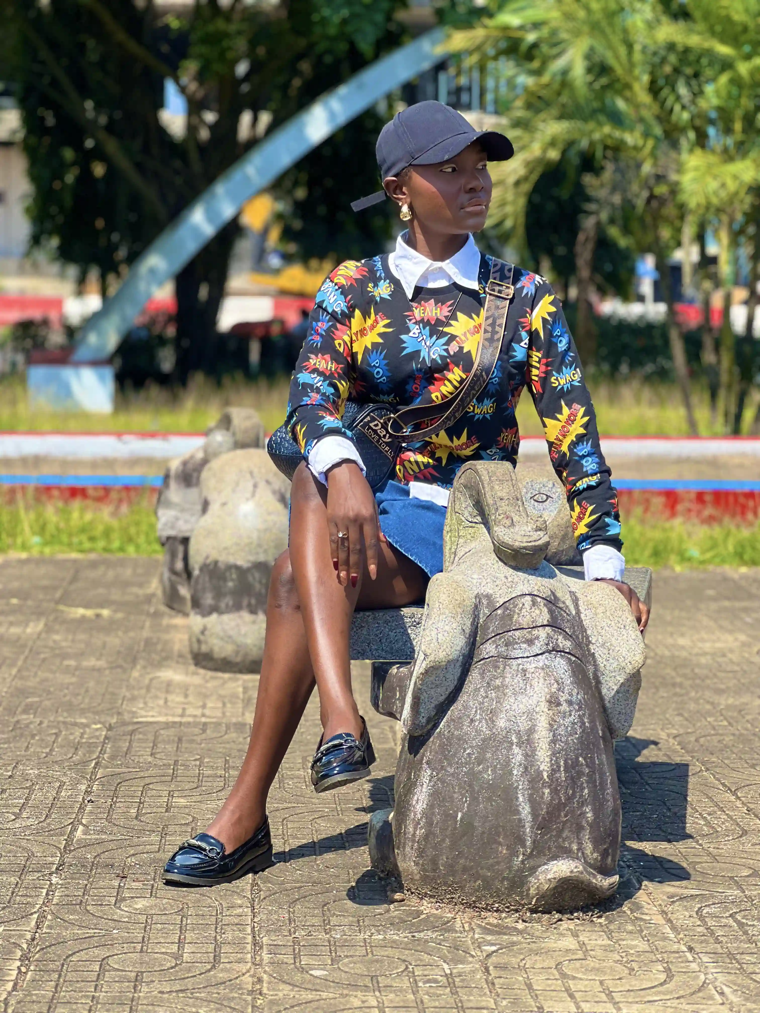Esther Danira 